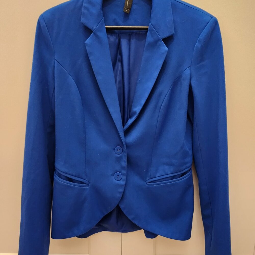 Blue Blazer - Picture 3 of 4